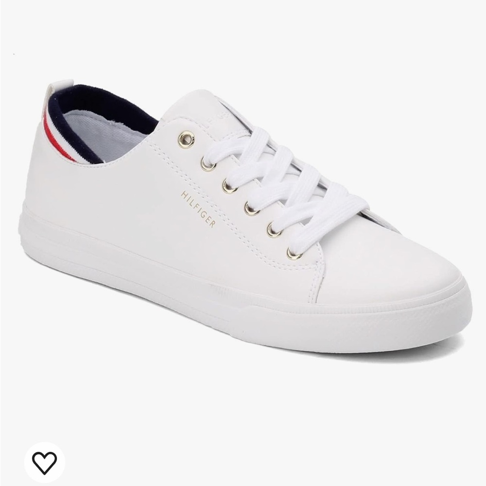 Tommy Hilfiger sneakers.